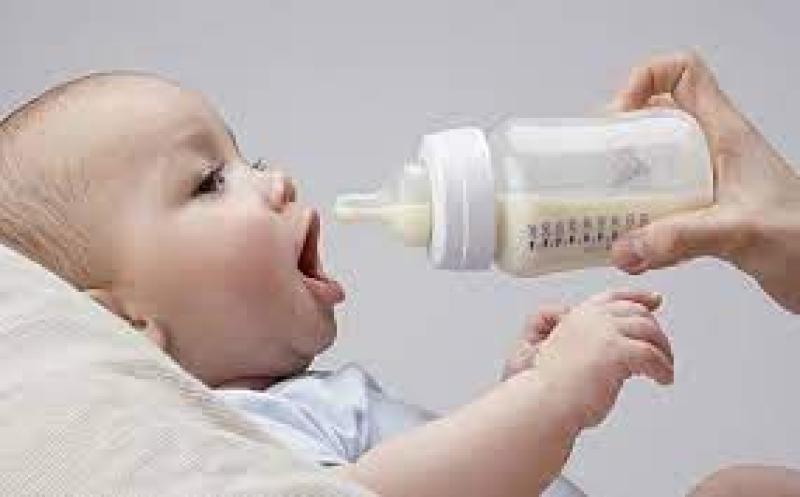 زجاجة الرضاعة تؤثر على صحة أسنان طفلك