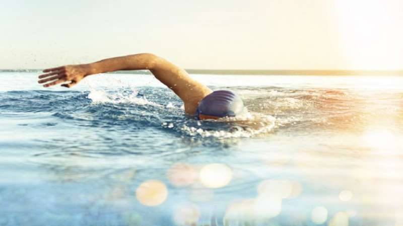 دراسة جديدة تحذر من السباحة في المياه المفتوحة