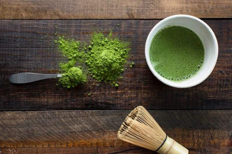ماسك الشاي الأخضر وورق الأرز يقلل من التهابات البشرة