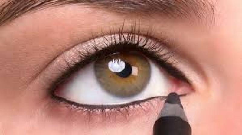 حكم استخدام الكحل والحناء أثناء تأدية فريضة الحج