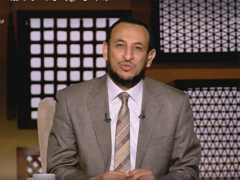 الشيخ رمضان عبد المعز: لن يهلك مع الدعاء أحد والله لا يتخلى عن عباده