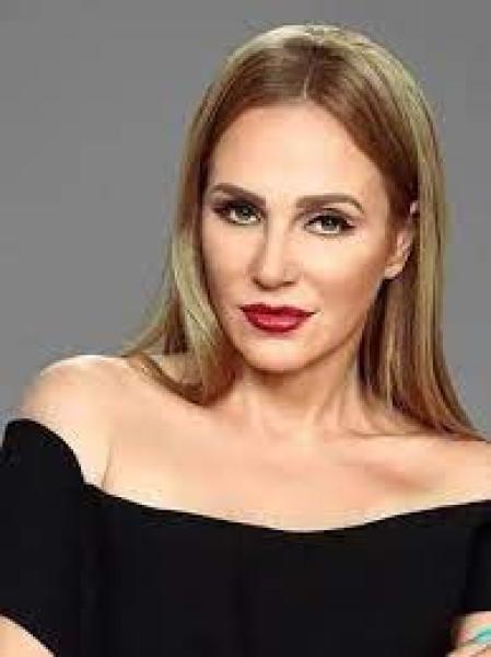 رسالة من شيرين رضا بعد نهاية عرض مسلسل ”وبينا ميعاد”