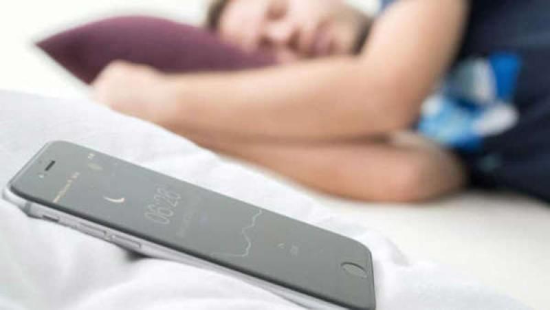 الوسائل الرقمية.. هل تساعد في تحسين جودة النوم؟
