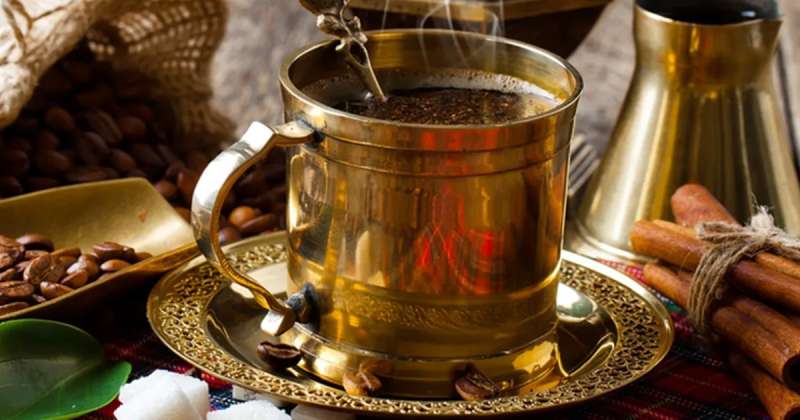 طريقة عمل قهوة عربية بالهيل والزعفران