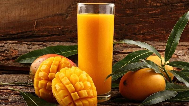 طريقة عمل عصير المانجو بالبرتقال