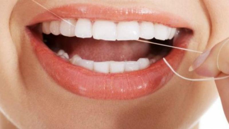 7 استخدامات رائعة لخيط الأسنان بخلاف العناية باللثة