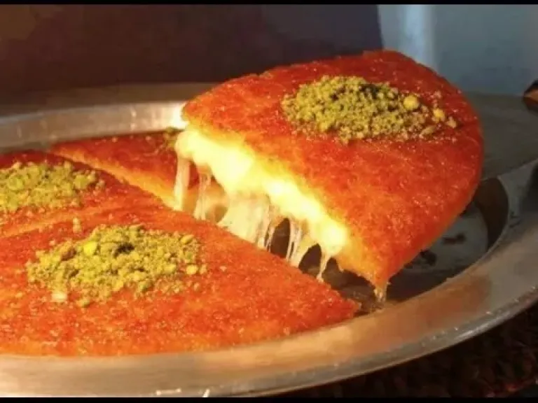بمذاق مميز.. طريقة عمل الكنافة النابلسية