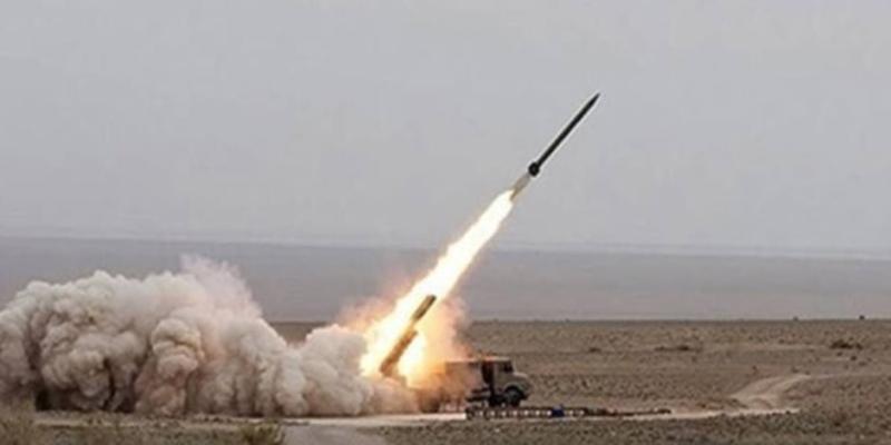 إذاعة الاحتلال: 25 صاروخا باليستيا أطلقها الحوثيون منذ استئناف القتال في غزة