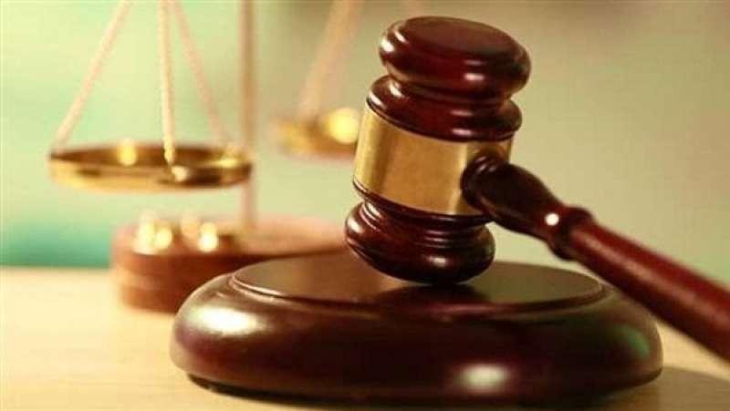 جنايات سوهاج تقضي بإعدام طالب جامعي قتل طفلا انتقاما من أسرته