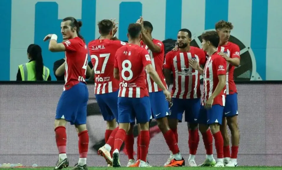 فليك يحذر برشلونة: مواجهة أتلتيكو مدريد اختبار صعب في الليجا