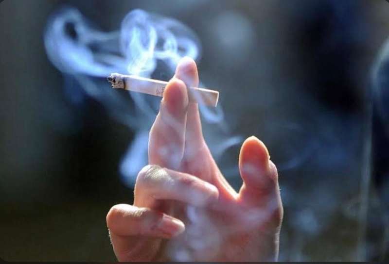 موافي يكشف خطورة التدخين على الصحة العامة