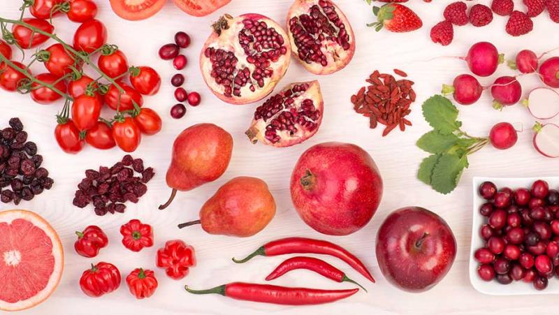 8 فوائد ذهبية للفاكهة والخضروات ذات اللون الأحمر