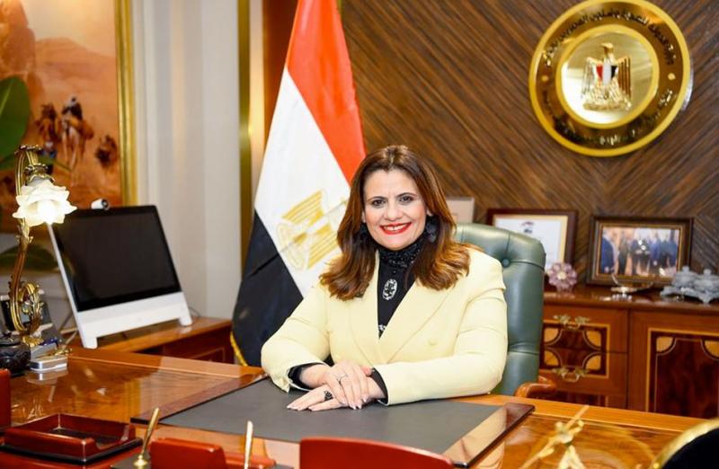 وزيرة الهجرة تُعلن انطلاق غرفة عمليات الانتخابات الرئاسية للمصريين بالخارج وأرقام التواصل معها