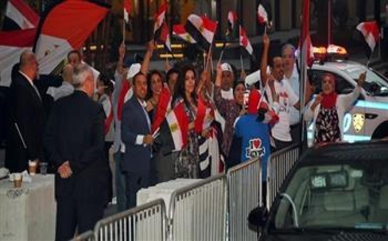 عضو الجالية المصرية بواشنطن: المصريون في أمريكا متابعون لأحداث بلدهم جيدا