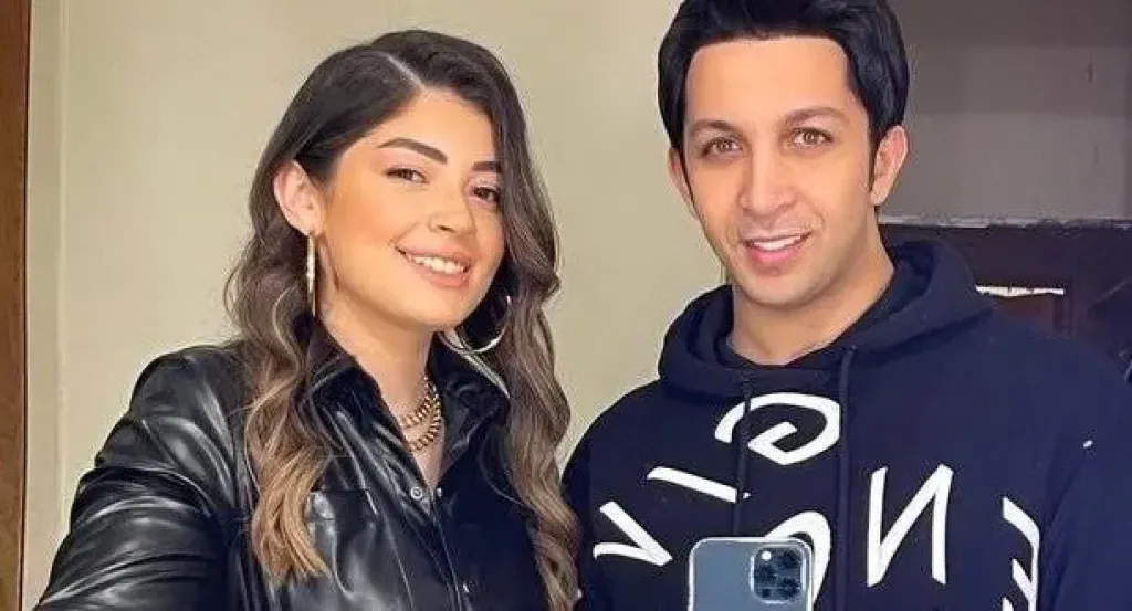 ليلى أحمد زاهر توجه رسالة رومانسية جديدة لهشام جمال