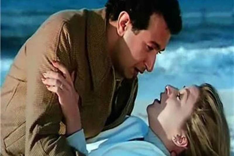 أشهر 10 أفلام رومانسية بالسينما المصرية..  احتفالا بـ عيد الحب