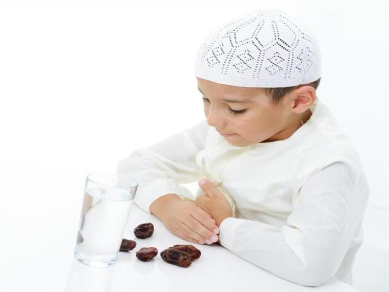 نصائح لتعليم الأطفال أهمية الصيام في رمضان