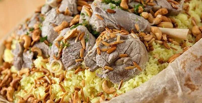 المطبخ العربي.. طريقة تحضير المنسف الأردني