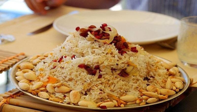 عزومة رمضان.. طريقة عمل الأرز بالخلطة والدجاج المشوي