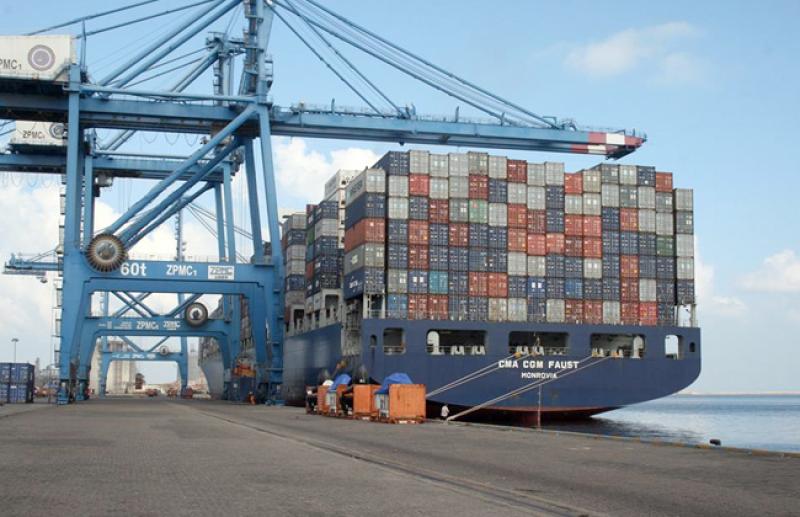 موانئ البحر الأحمر: تصدير 21 ألف طن فوسفات عبر ميناء سفاجا البحري