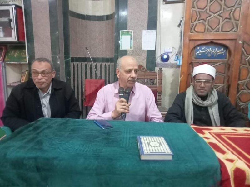 تنظيم ندوات بالمساجد في سوهاج لتعريف المواطنين بخطورة الأمية