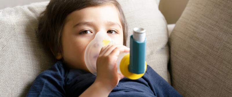 نصائح لتقليل نوبات الربو عند الأطفال.. أبرزها السيطرة على الغبار