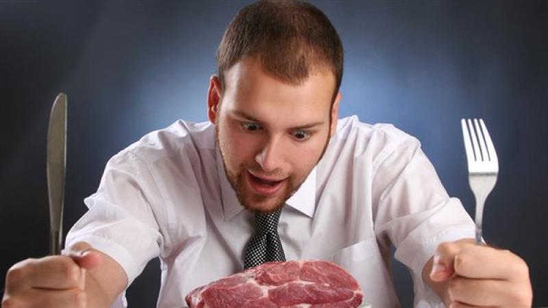 أكل اللحوم يسبب سرطان القولون والمستقيم في هذه الحالة.. أطباء يحذرون