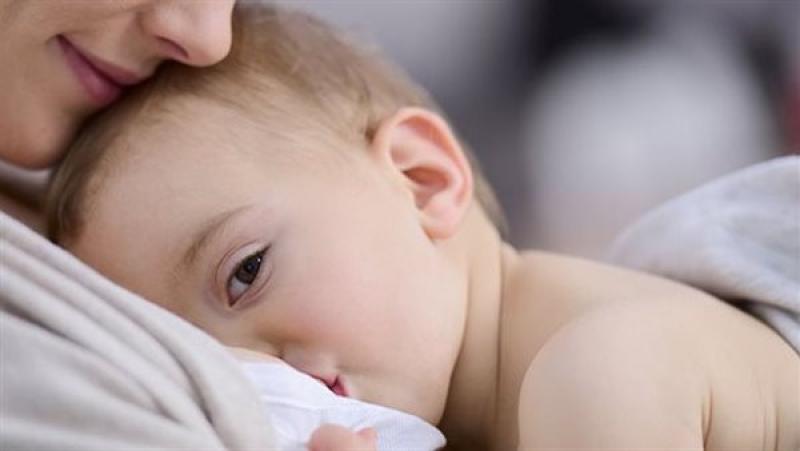 الرضاعة الطبيعية تحمي من النوبة القلبية والسكتة الدماغية