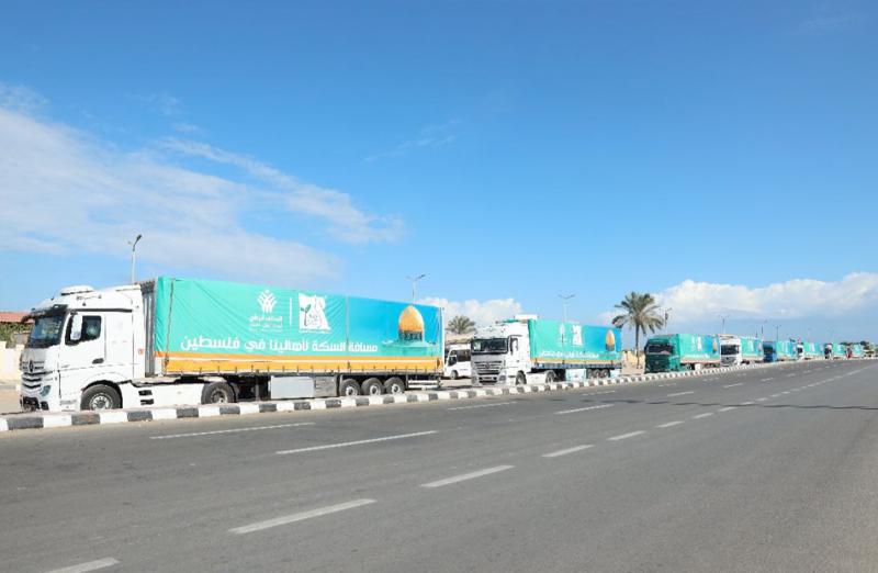 ”مصر الخير”: إدخال ألف شاحنة مواد غذائية وإغاثية لقطاع غزة | صور