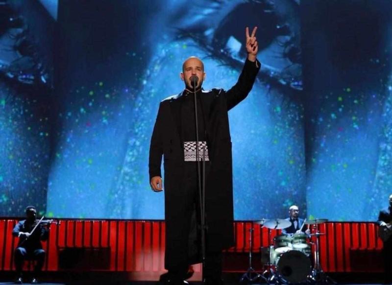 ”أبو” يفوز بجوائز أفضل مطرب وأغنية ولحن في جلوبال ميوزيك أووردز العالمية