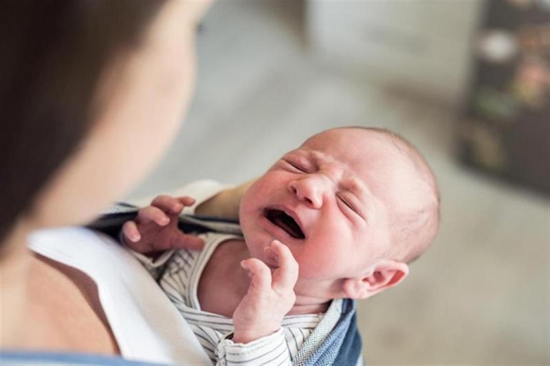 أسباب وأعراض المغص عند الأطفال الرضع