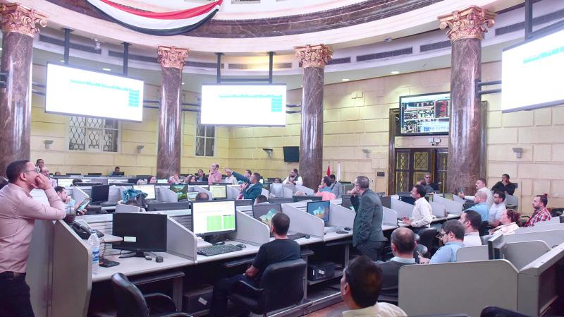 تباين أداء مؤشرات البورصة المصرية في ختام تعاملات اليوم الأربعاء