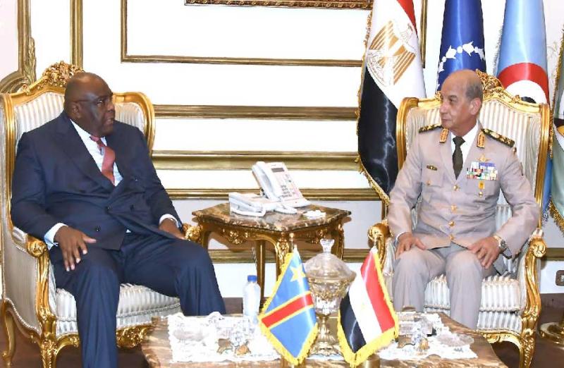 وزيرا دفاع مصر والكونغو الديمقراطية يبحثان آخر المستجدات على الساحة الإقليمية | صور