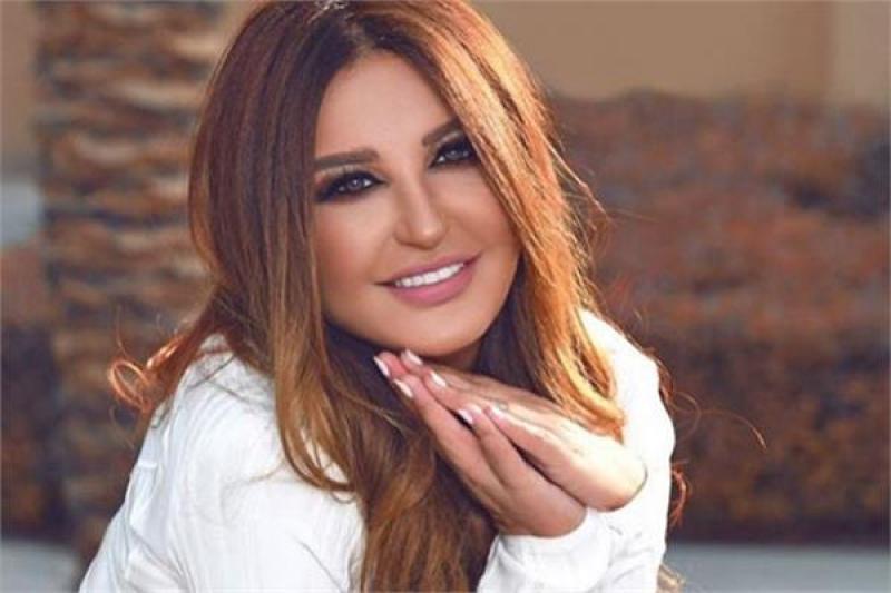 يضم 4 أغنيات مصرية.. شذى حسون كشفت عن برومو ألبومها الجديد