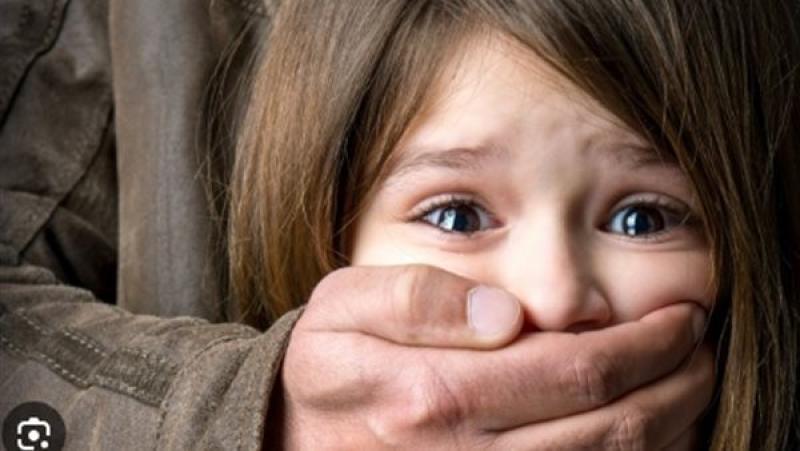 باحثة توضح كيفية الحفاظ على الأطفال من التحرش
