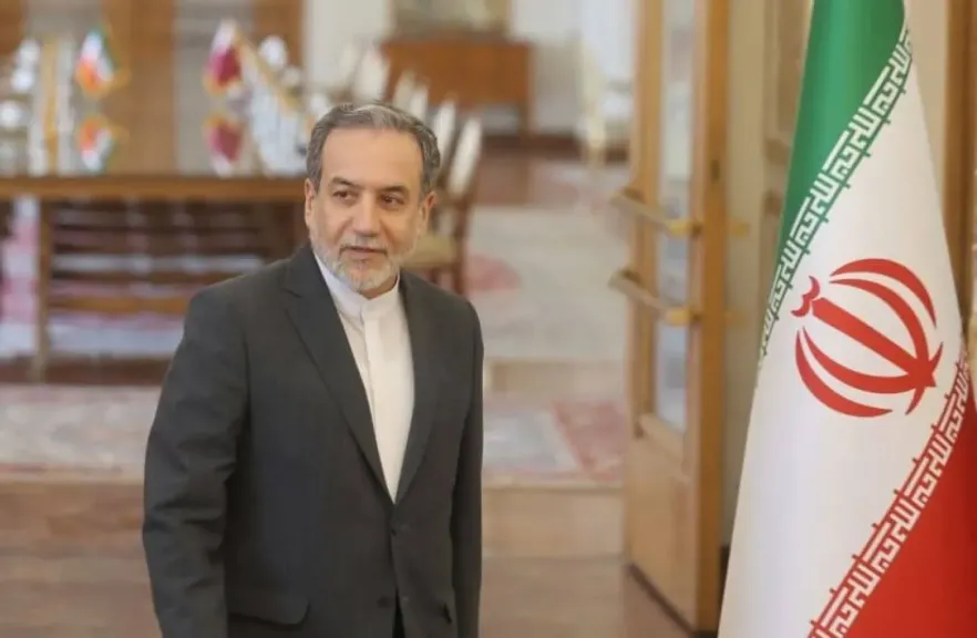 وزير الخارجية الإيراني: لا ينبغي أن يصبح القانون الدولي لعبة في يد أمريكا
