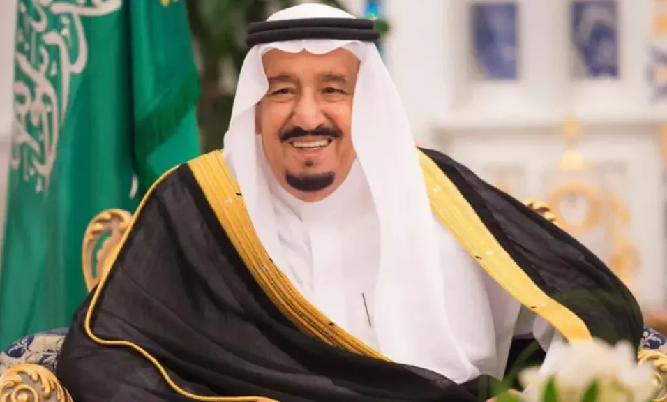 خادم الحرمين الشريفين يهنئ ملك المملكة المغربية بذكرى يوم الشباب لبلاده
