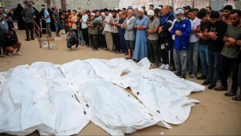 شهيد و3 مصابين جراء قصف الاحتلال خيمة نازحين في خان يونس جنوبي غزة