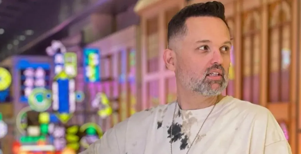 خادمة تتعدى على ابنة محمد محمود عبد العزيز في الشيخ زايد.. ما الحكاية؟