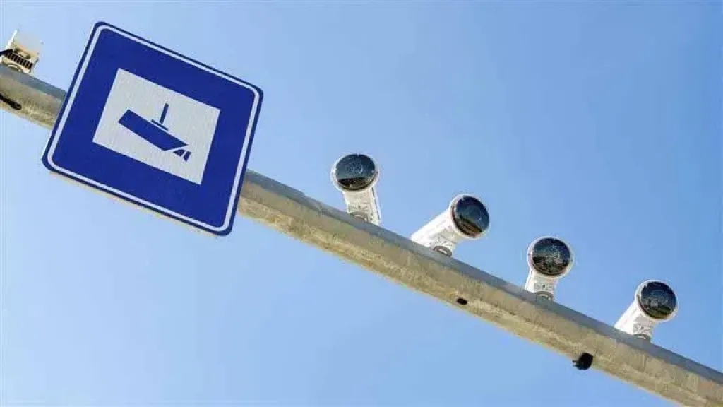 رادار المرور يلتقط 1027 سيارة تسير بسرعات جنونية في 24 ساعة