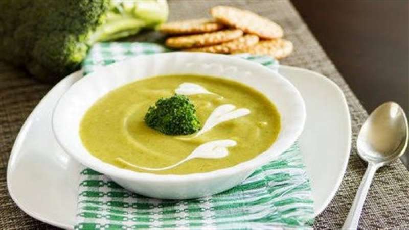 طريقة عمل شوربة البروكلي بالكريمة