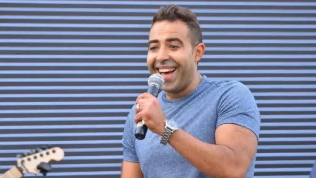 محمد عدوية يعيد إحياء موال «يا قلبي صبرك» ويستحضر تراث والده