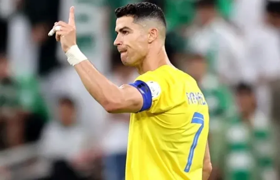 مارتينيز: رونالدو قد يعود للتدريبات الأسبوع المقبل بعد التعافي من الإصابة