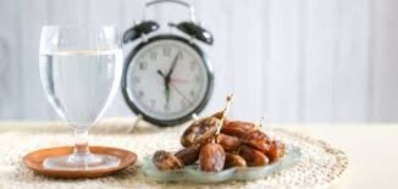 تسبب جلطات .. طبيب يحذر من هذه العادات خلال شهر رمضان