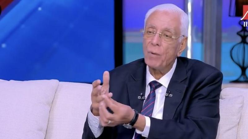 حسام موافي: شرب الماء لا يؤثر على الكبد والكلى