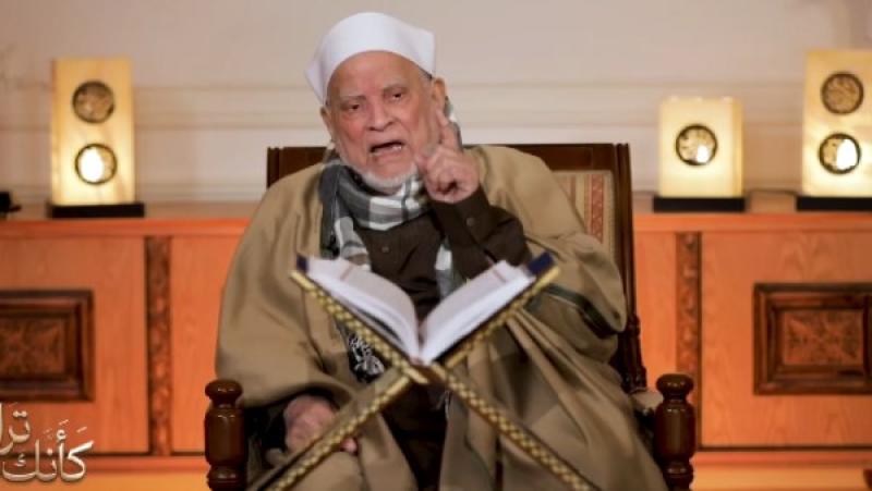 أحمد عمر هاشم: الصلاة فُرضت من فوق سبع سماوات