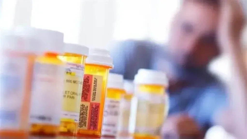 خبراء يحذرون من تقلب المزاج في اكتئاب الخريف.. كيف تتجاوز الأمر؟