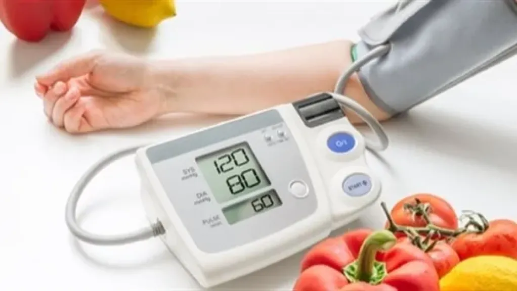 طبيب يحذر من مضاعفات ارتفاع ضغط الدم: تهدد الكليتين