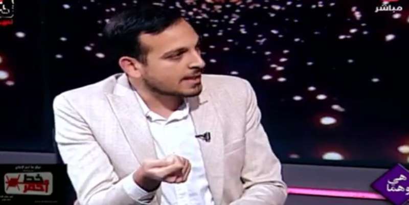 كاتب صحفي: البلوجرز يتصدرون المشهد ويشوّهون صورة الصحافة