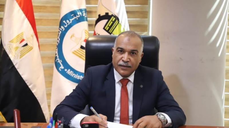 رئيس نقابة البترول: عمال مصر هم سر ازدهار البلاد وأساس تحقيقتها للمشروعات القومية